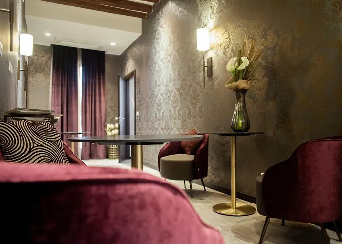 Alle Guglie Boutique Hotel